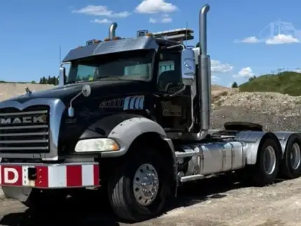 2016 MACK PINNACLE CXU613